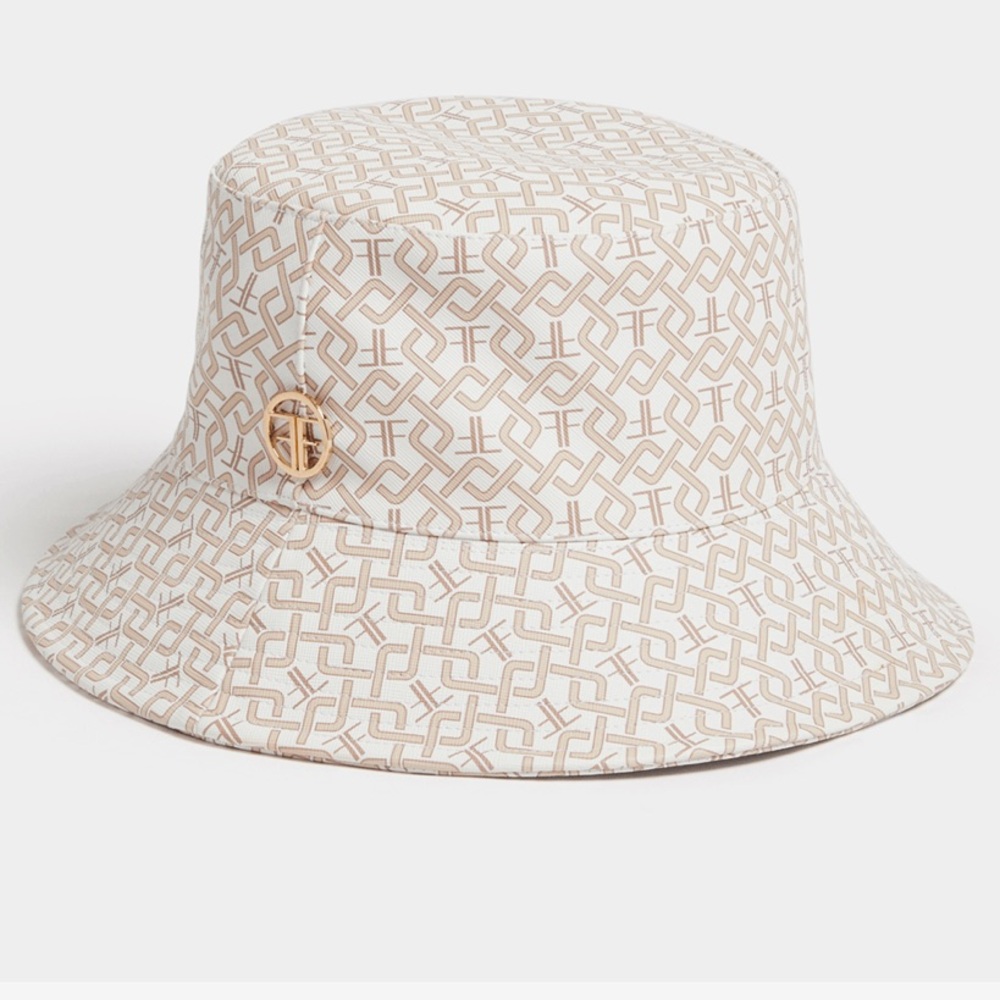 New Foschini logo bucket hat